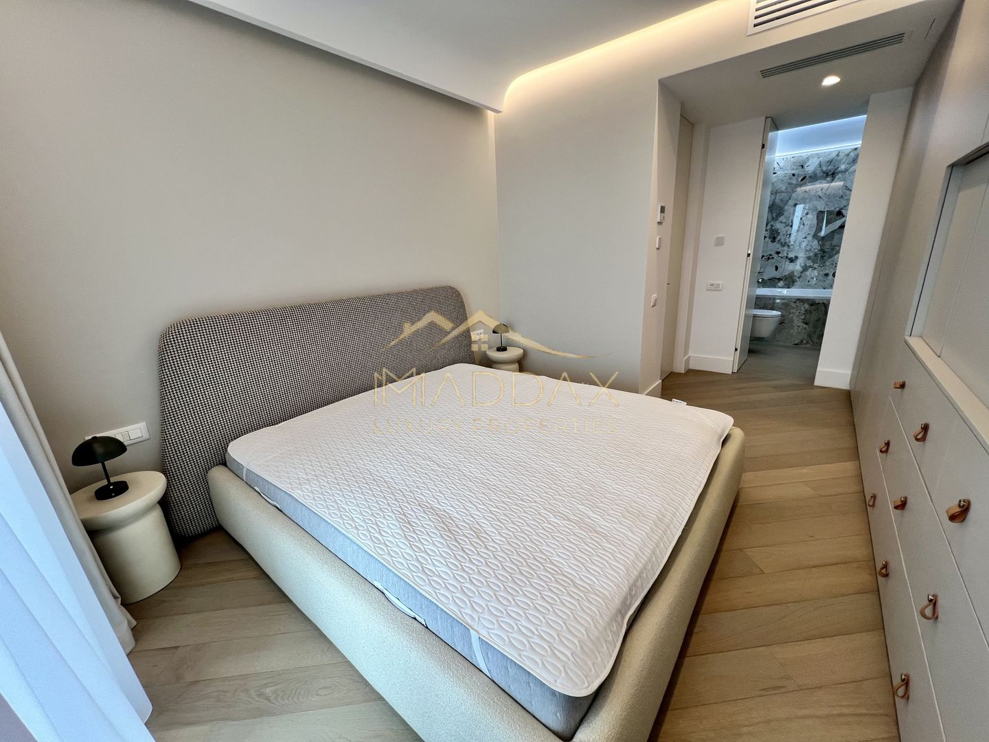 Apartament LUX *116mp* // Parcare // CORTINA 126 - Iancu Nicolae - Poză 22