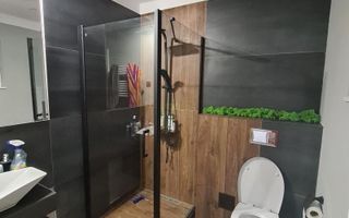 Apartament, parte dintr-un triplex, ultrafinisat, zonă liniștită și view superb! - Poză 17