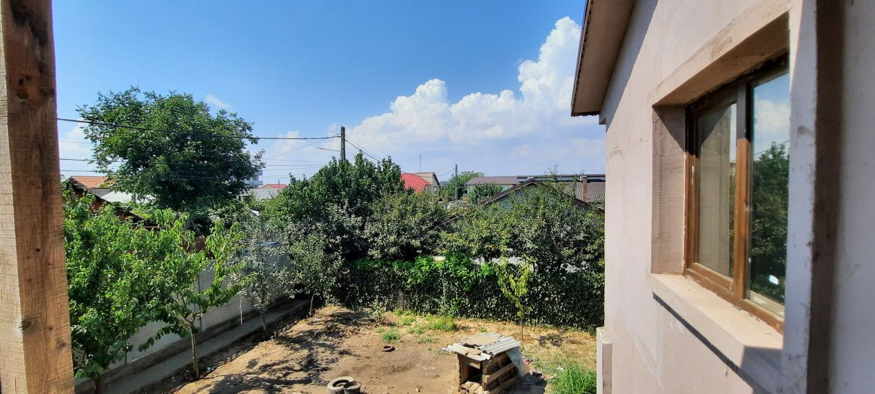 Cumpana Spațiu și curte generoasă! Casa familiei tale! - Poză 4