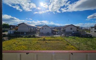 Casă individuala cu 5 camere, 270 mp, Tractorul - zona Coresi - Poză 3