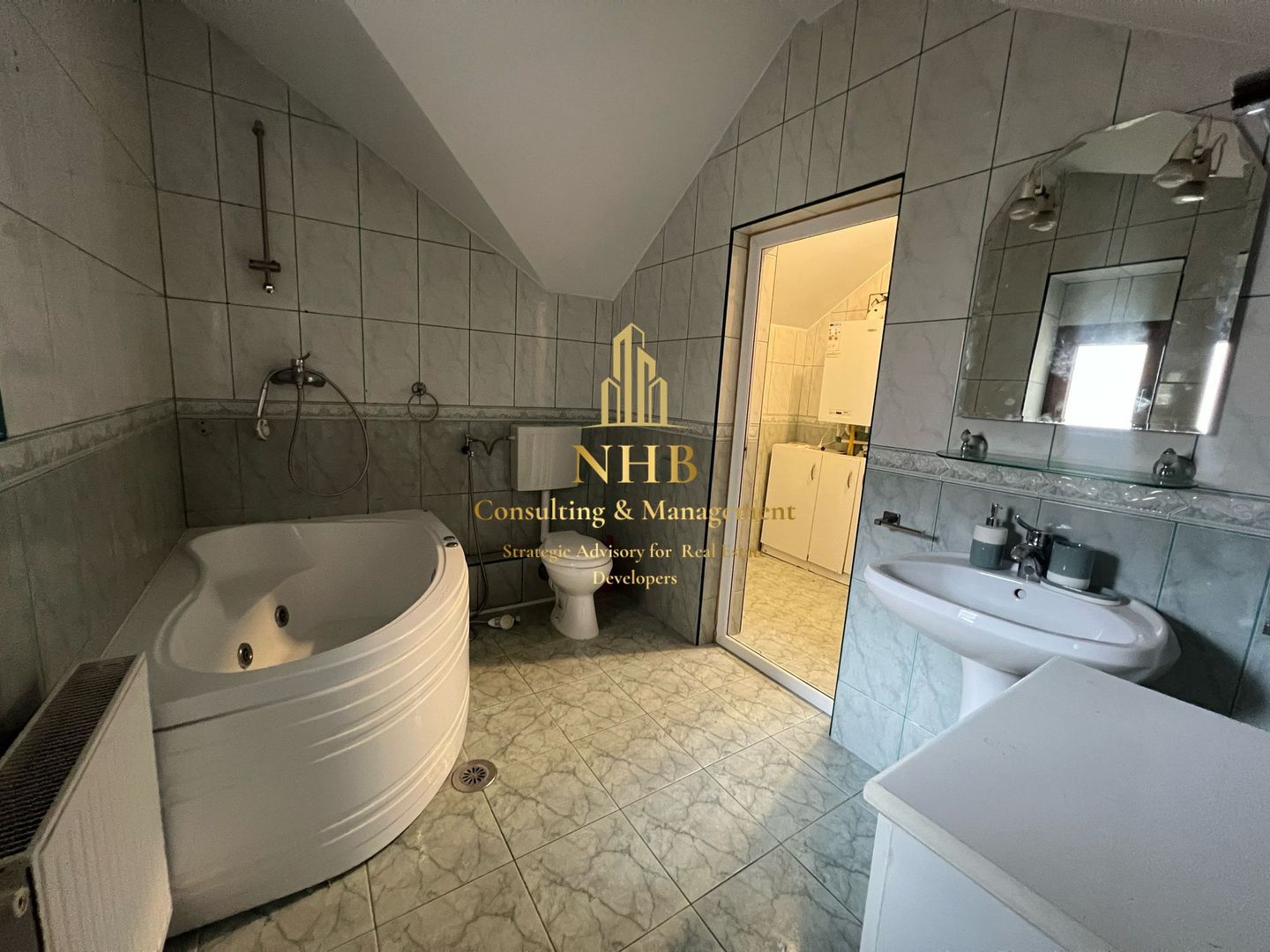 Vila duplex de inchiriat-zona Scoala Britanica-PARCARE - Poză 17