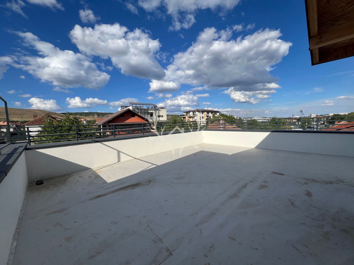 Cvadruplex premium in zona Stadionului Floresti, 140 mp utili - Poză 1