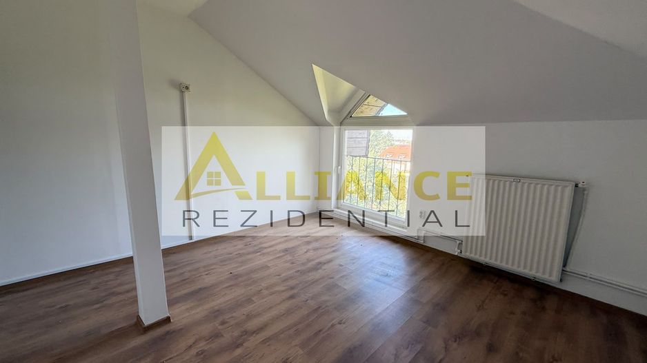 Casa individuala de vanzare in Catelu - 14 camere - teren 1550 mp - Poză 4