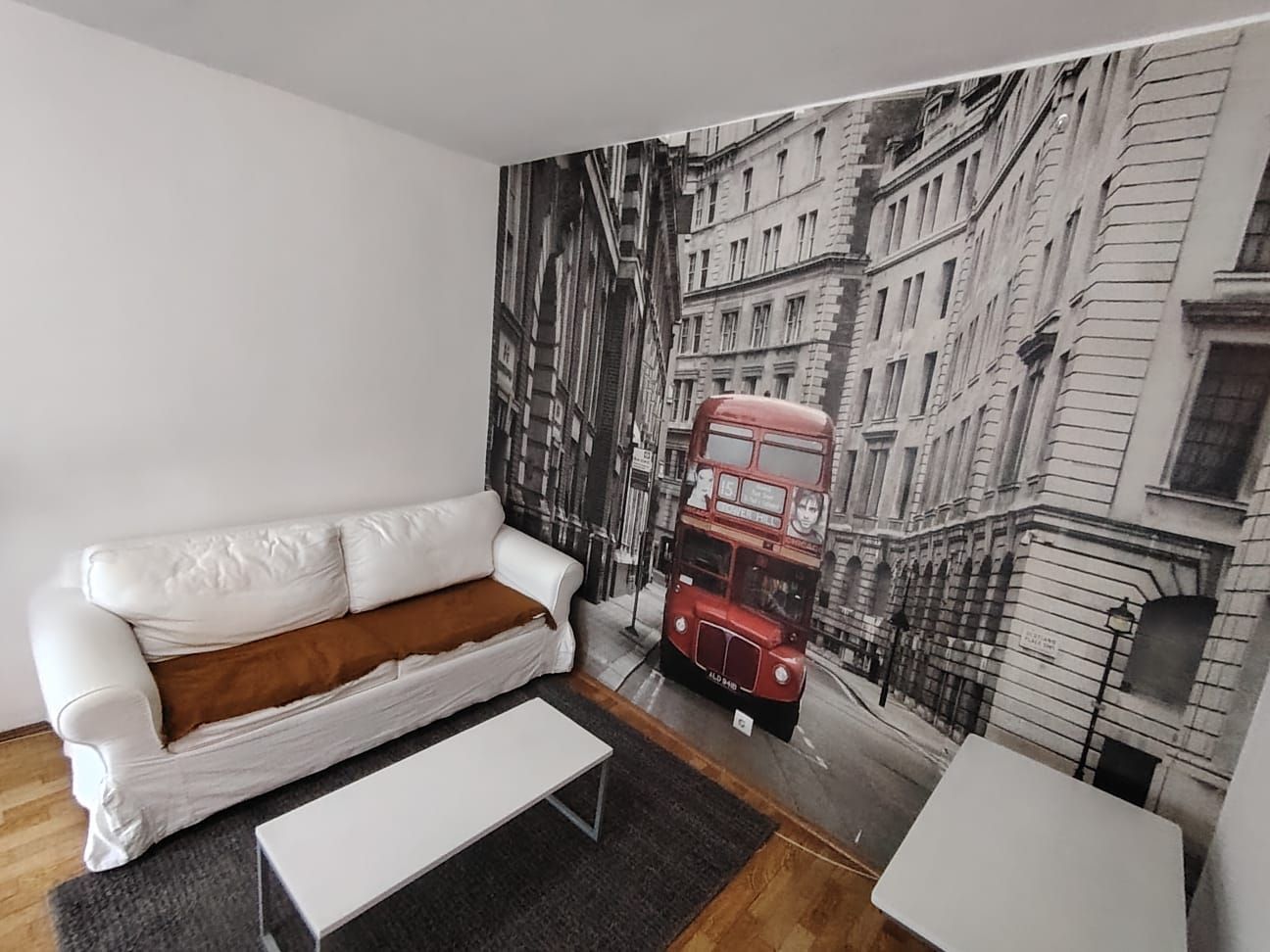 Garsoniera metrou Tineretului - Loc parcare inclus - Poză 1