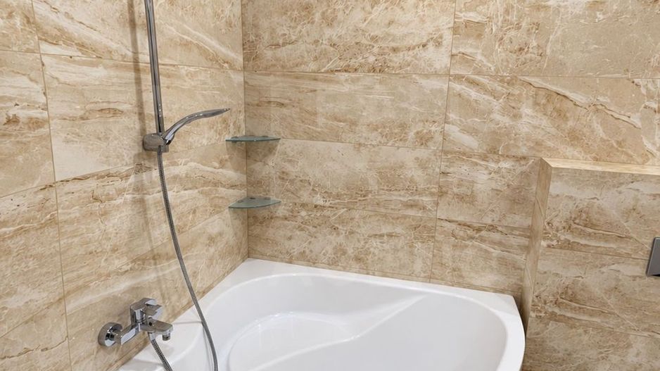 Chirie, apartament, 3 camere, str. București, Centru - Poză 9