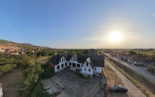 Casă 300 mp  cu posibilități multiple în Covăsânț - Poză 12