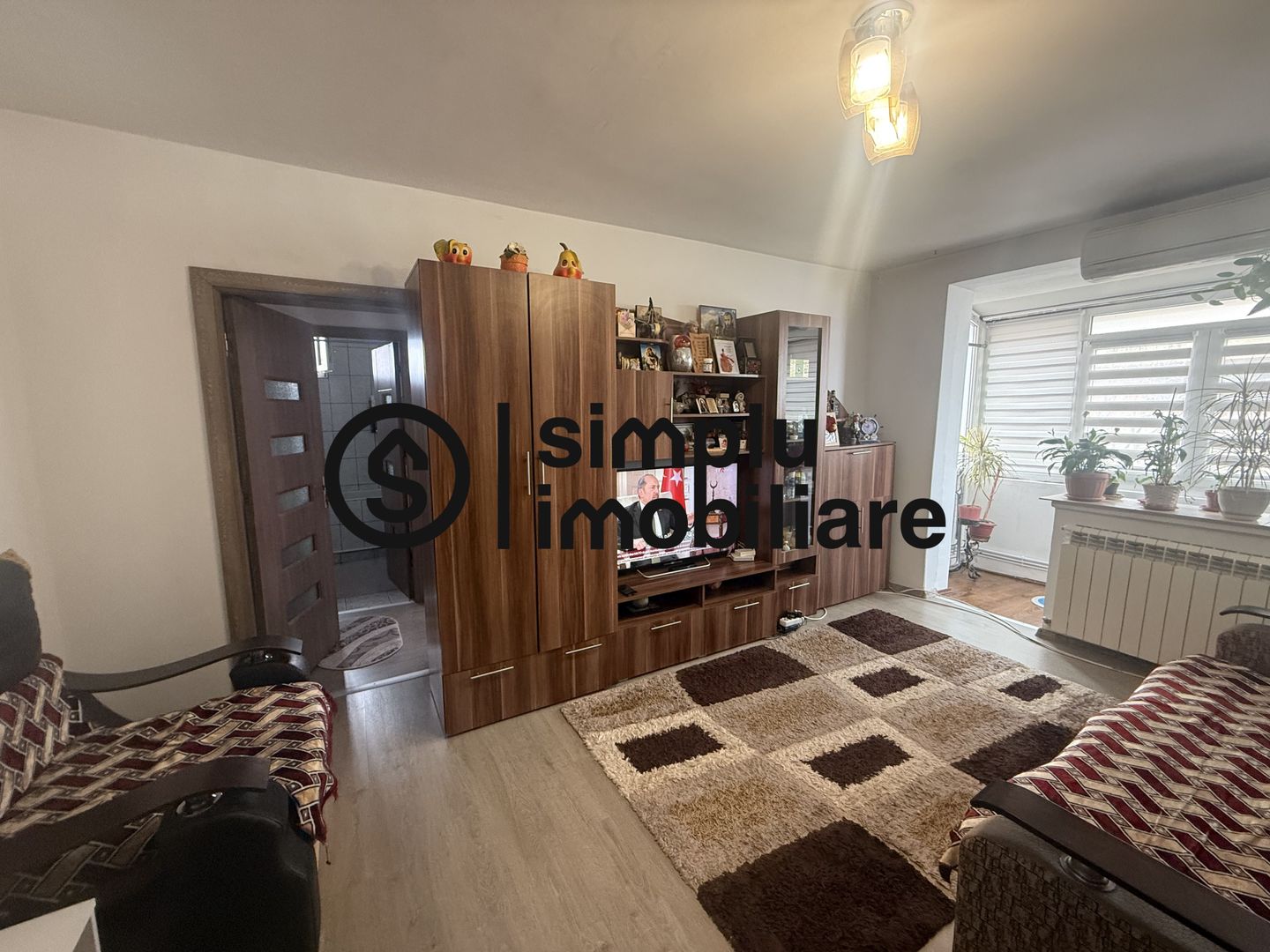 2 camere, centrala termica, George Enescu - 99 900 Euro - Poză 3