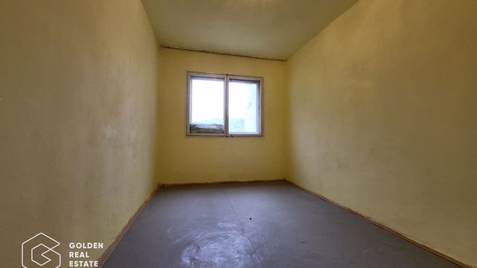 Apartament 4 camere, decomandat, oras Lipova - Poză 3