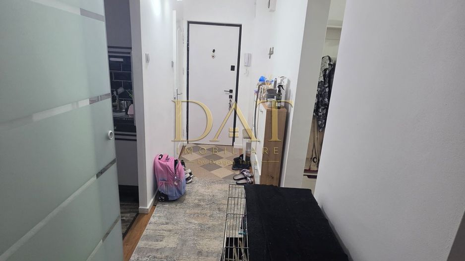 Apartament 3 camere | decomandat | zona The Office | - Poză 6