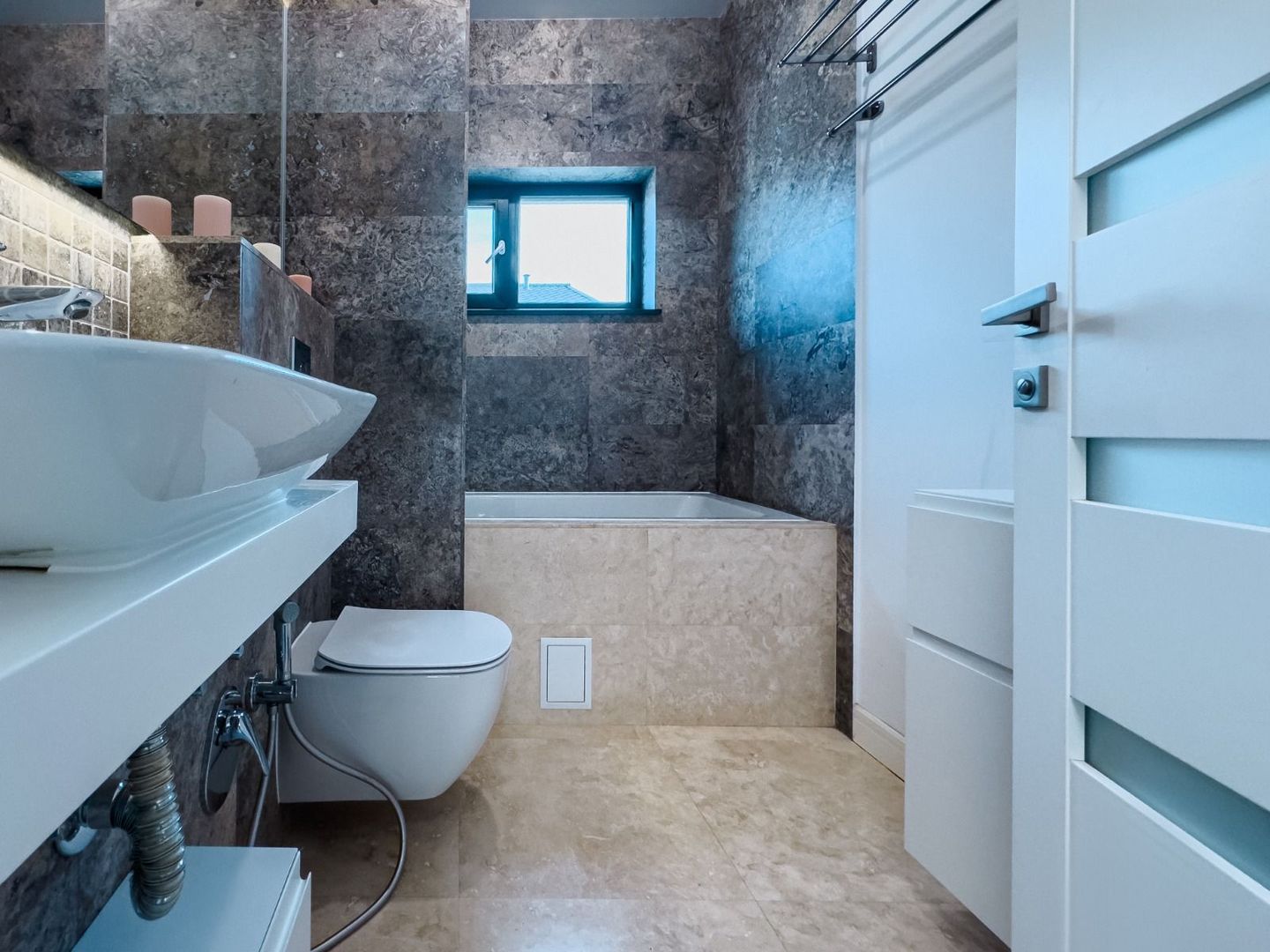 Vila moderna I Tunari - Poză 23