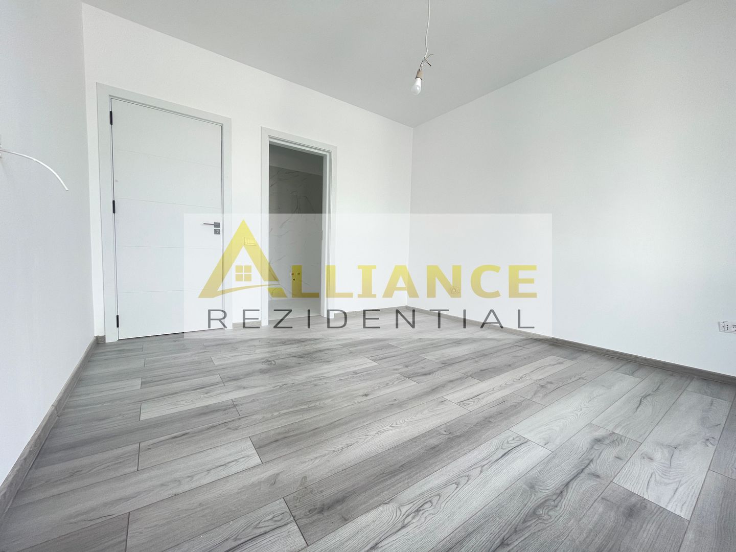 Casa 3 Camere | In prima parte a comunei - Poză 8