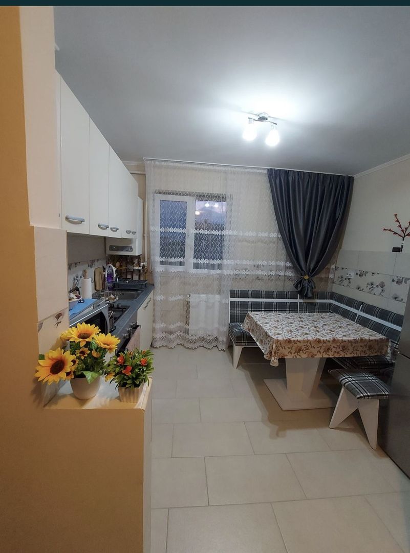 Vand apartament decomandat cu 2 camere - Poză 5