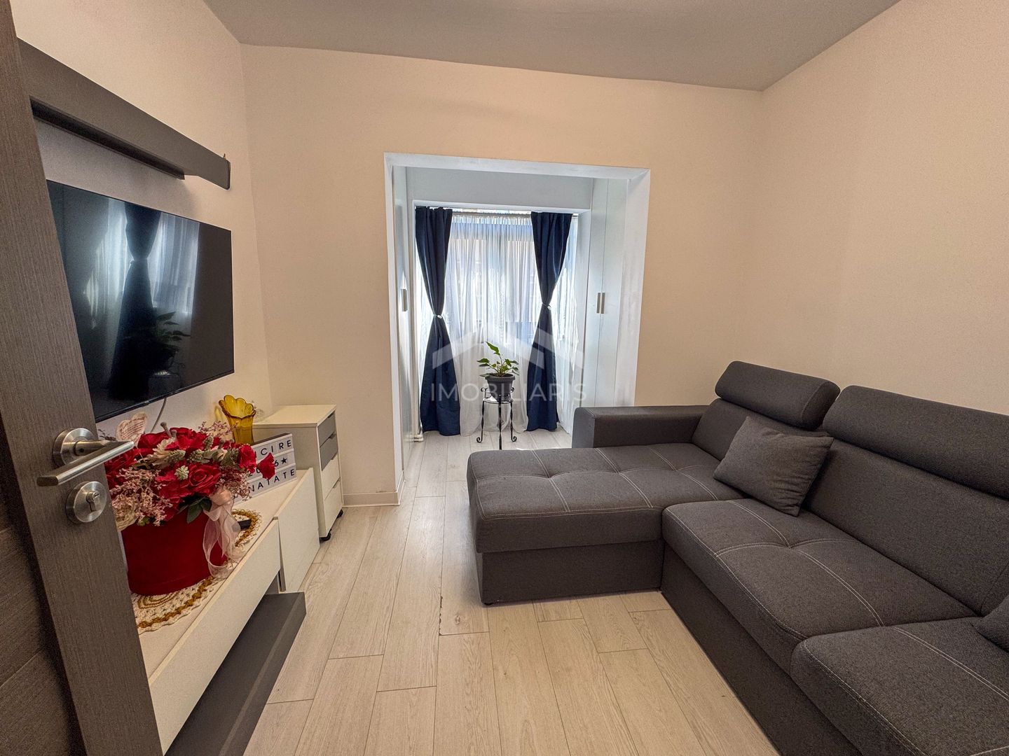 Apartament 3 camere de vanzare - modernizat 2024 - Poarta 6 - Poză 9
