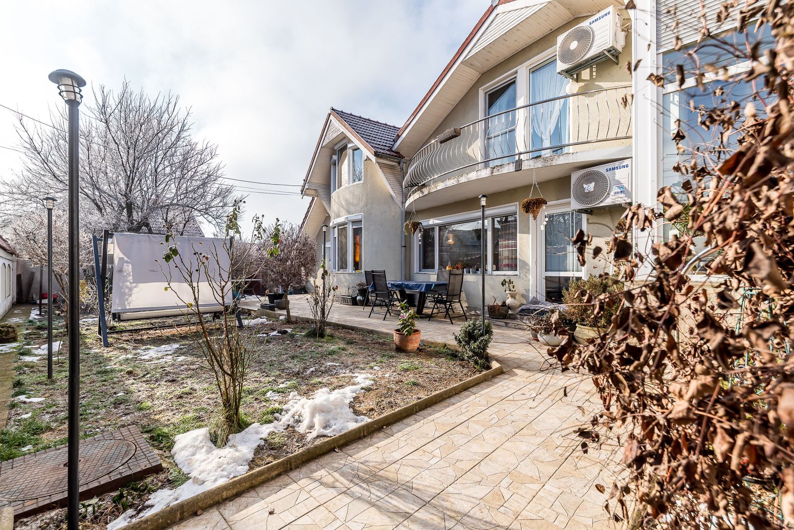 Casă cu 5 camere în Aradul Nou – locul unde liniștea devine acasă - Poză 1