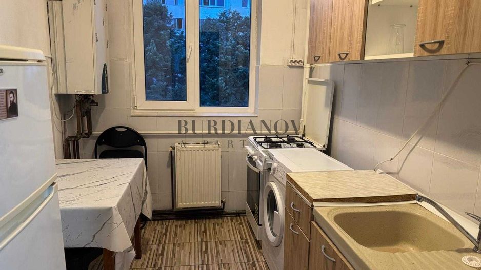 Apartament cu 3 camere de închiriat - Drumul Taberei - Mall Plaza - Poză 6