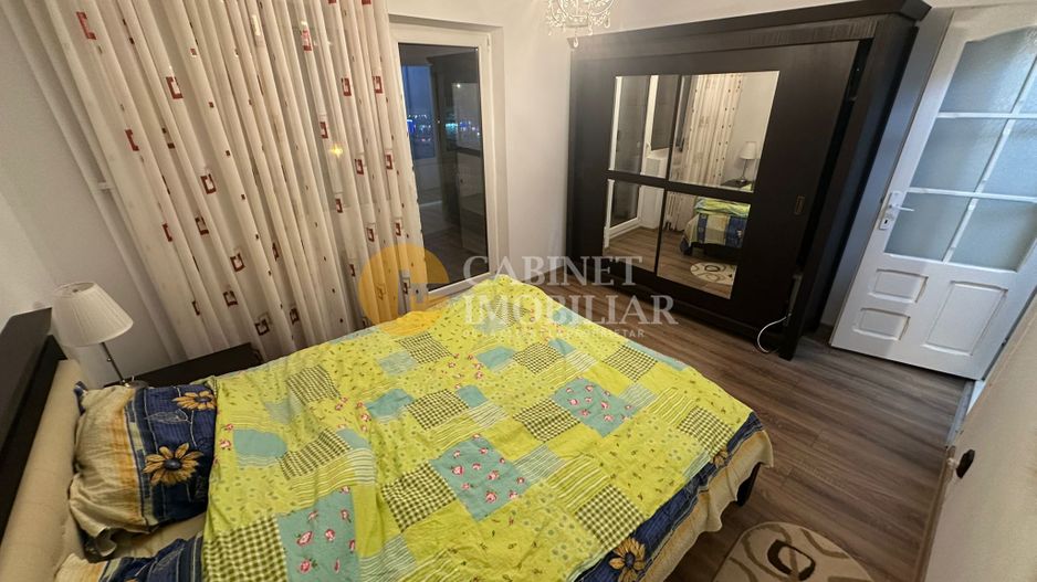 GARĂ - ARCU - 3 CAMERE DECOMANDAT - ETAJ INTERMEDIAR - Poză 3