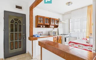 Apartament decomandat cu 2 camere în Aradul Nou - Poză 1