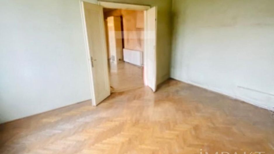 Apartament cu 3 camere, confort sporit, situat in zona Centrala! - Poză 3