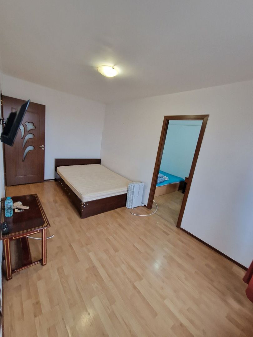 Apartament 2 camere zona Ciresica/Universitate - Ocazie - Poză 3