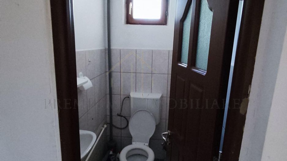 Casa de Vanzare Onesti - Calea Scutarului - Poză 9