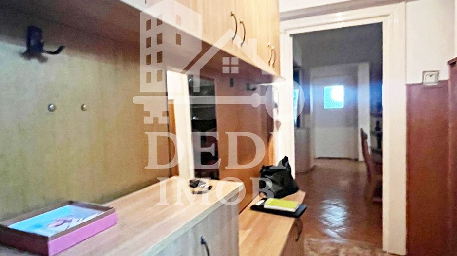 Apartament cu 3 camere de inchiriat Decebal, Oradea - Poză 9