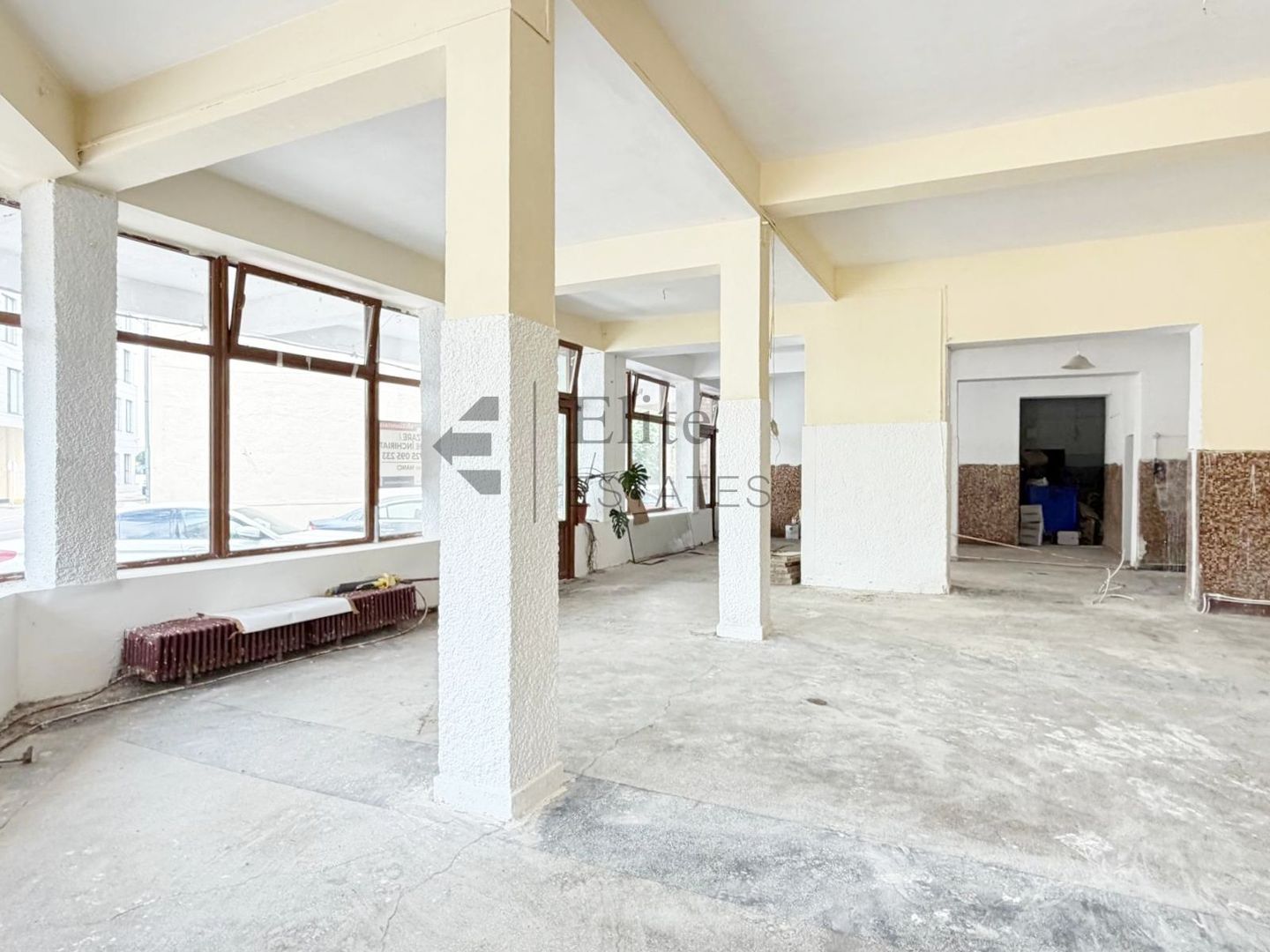Spatiu comercial 268 mp Piata Cetatii | Vitrina mare | Parcare - Poză 7