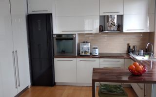 Casa individuala 5 camere, teren 600 mp, 167 mp utili zona Iris - Poză 12