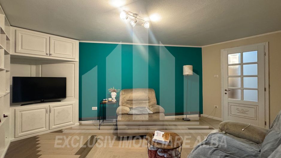 Apartament cu 3 camere decomandate, etaj 1, Ampoi 3 - Poză 2