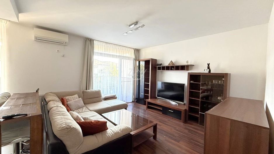 Complex Uranus. Balcon mare. Loc de parcare subteran. - Poză 3