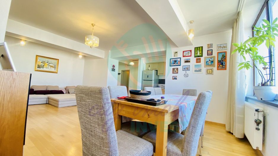 2 camere spatioase cu VEDERE PANORAMICA - Poză 3