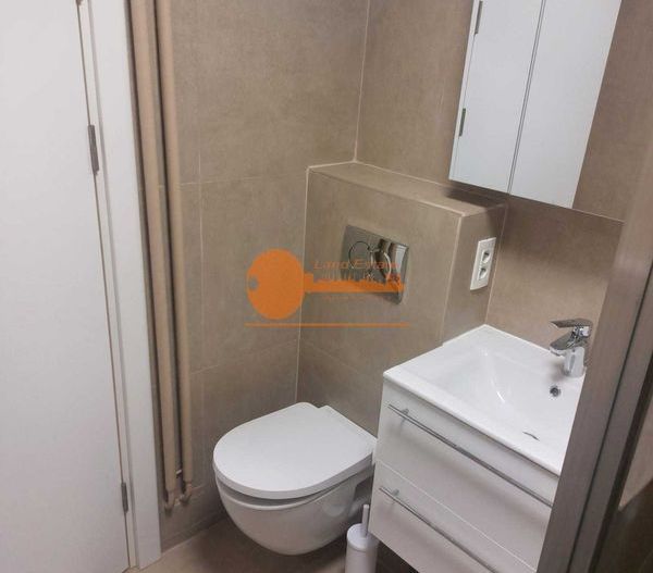 3 camere Crangasi ( constructie 1988 ) - Poză 3