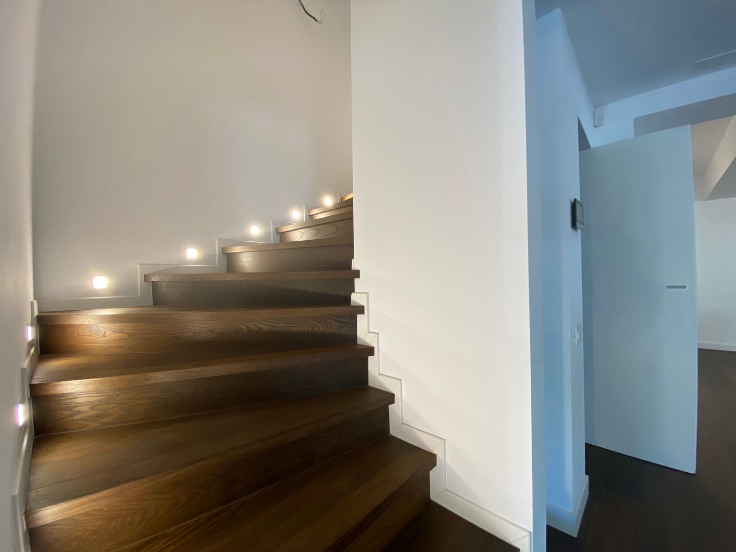 Vilă cu grădină privată în Herăstrău | 282 mp utili | 7 camere - Poză 7