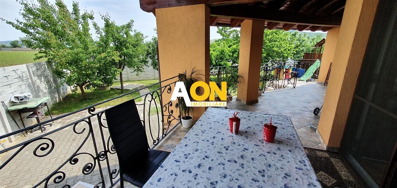 Casa parter+demisol, 1200 mp teren, pretabila pt 2 familii, Sard - Poză 5