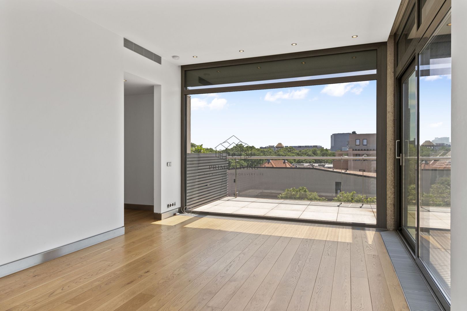 PENTHOUSE DEOSEBIT LA INCHIRIERE LANGA PARCUL KISELEFF - Poză 3