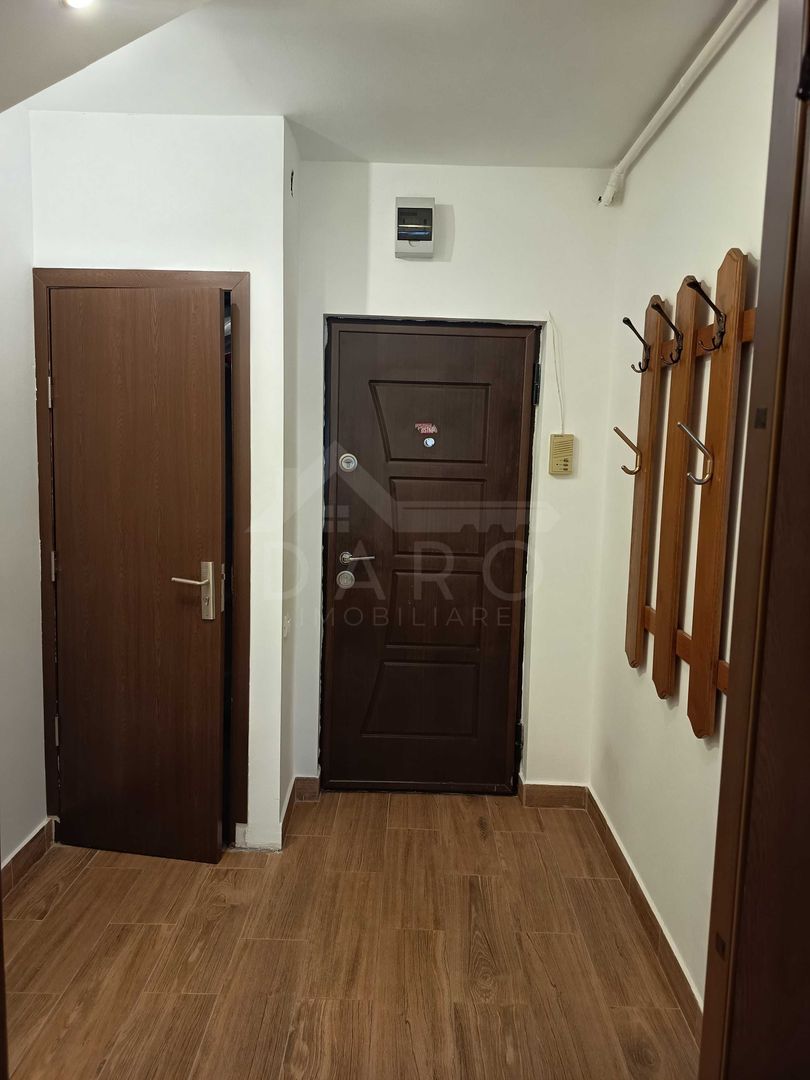 Inchiriez apartament 2 DORMITOARE SI UN LIVING in Tudor - Poză 7