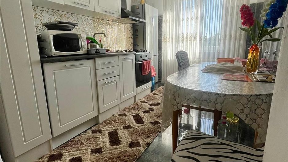 Apartament  3 camere renovat la 20 km de Oradea - Poză 2