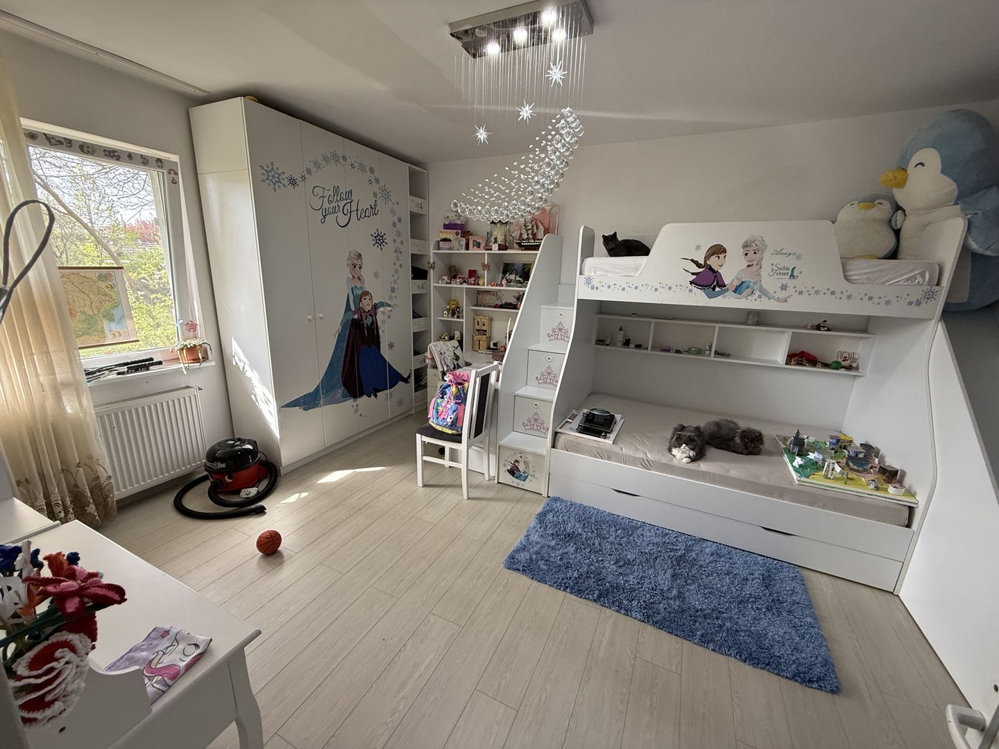 Ap 3 camere - transformat din alipirea a 2 garsoniere - 62 mp - parter - Poză 7