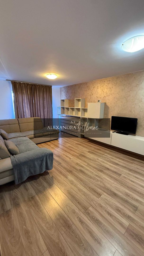 Apartament 2 camere decomandate, balcon, etaj intermediar, parcare - Poză 2