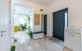 Casă / Vilă cu 4 camere de vânzare Tunari - Poză 5