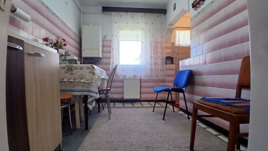 Decomandat! Vânzare apartament cu 3 in Targoviste- m11! - Poză 4