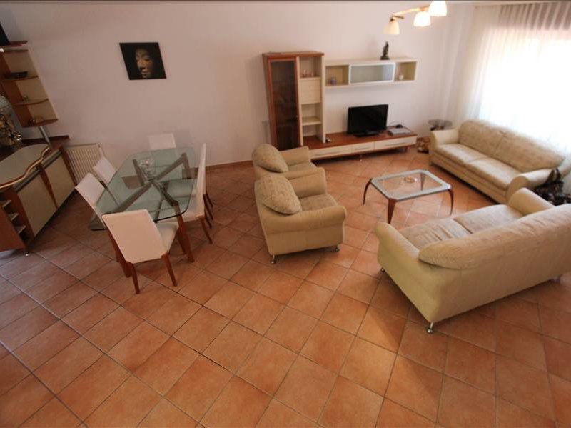 Vila P+1 deosebita, complet mobilata si dotata, cheltuieli de intretinere mici - Poză 5