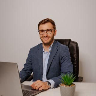 Alexandru Rasunoiu - Golden Real Estate