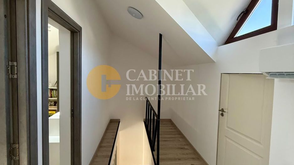 4 CAMERE DECOMANDAT--ETAJ+MANSARDA AMENAJATA--BLOC TIP VILA - Poză 7
