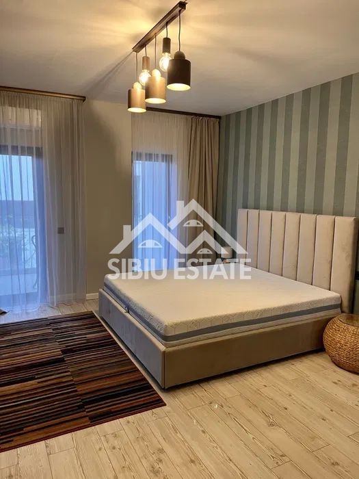 Apartament de LUX cu 3 camere de închiriat, Bloc cu lift | Sibiu - Poză 3