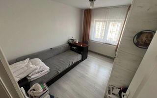 Apartament 3 camere zona Soarelui - Poză 3