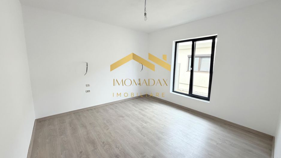 Sanmihaiu Roman-3 Camere-Toate Utilitățile - Poză 6