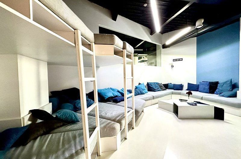 Spacecraft Office - Poză 6