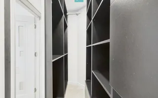 Apartament 2 camere cu 2 băi, 2 locuri de parcare si curte - Poză 17
