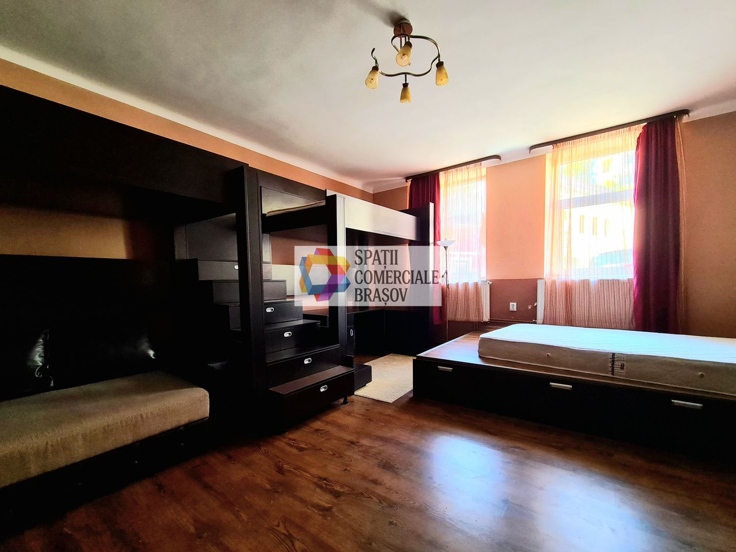 Casa 3 camere de închiriat Brasov - Centru - 80 mp. - Poză 5