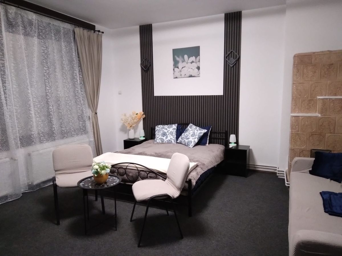 Apartament Piata Romana/Liceul German - Poză 1